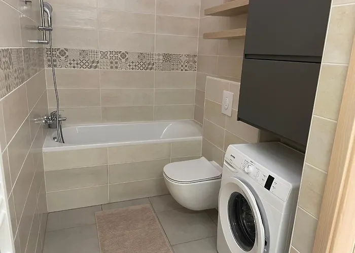 Bay Shore Flat Budapest