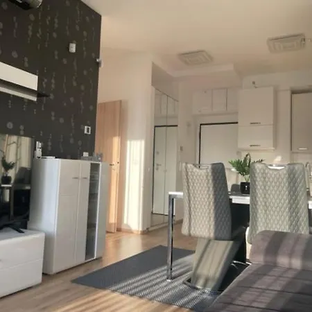 Bay Shore Flat