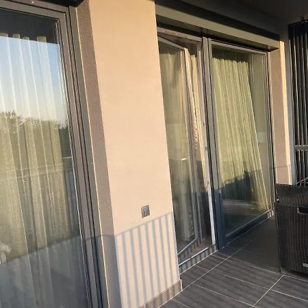 Bay Shore Flat Apartment