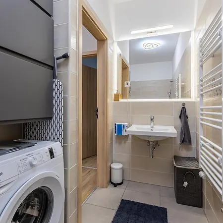 Bay Shore Flat Budapest